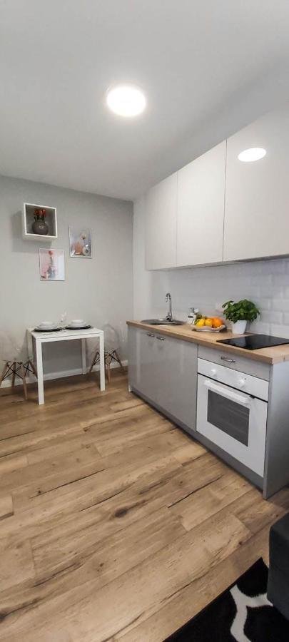 Bezagenta Mozart6 Studio Easy Access To City Wifi Varsó Kültér fotó
